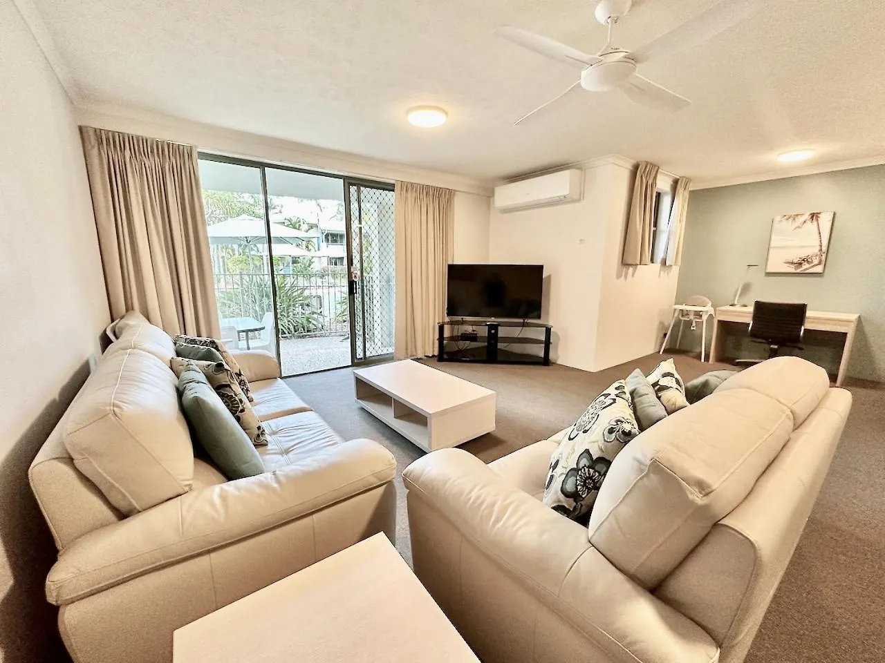 Apartment Diamond Beach 85 Gold Coast Australia