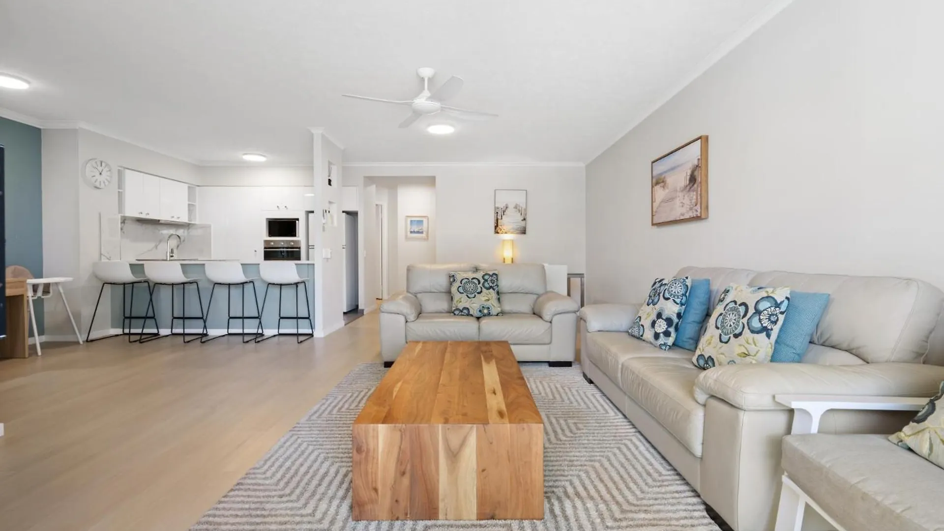 Diamond Beach 85 Gold Coast 0*,